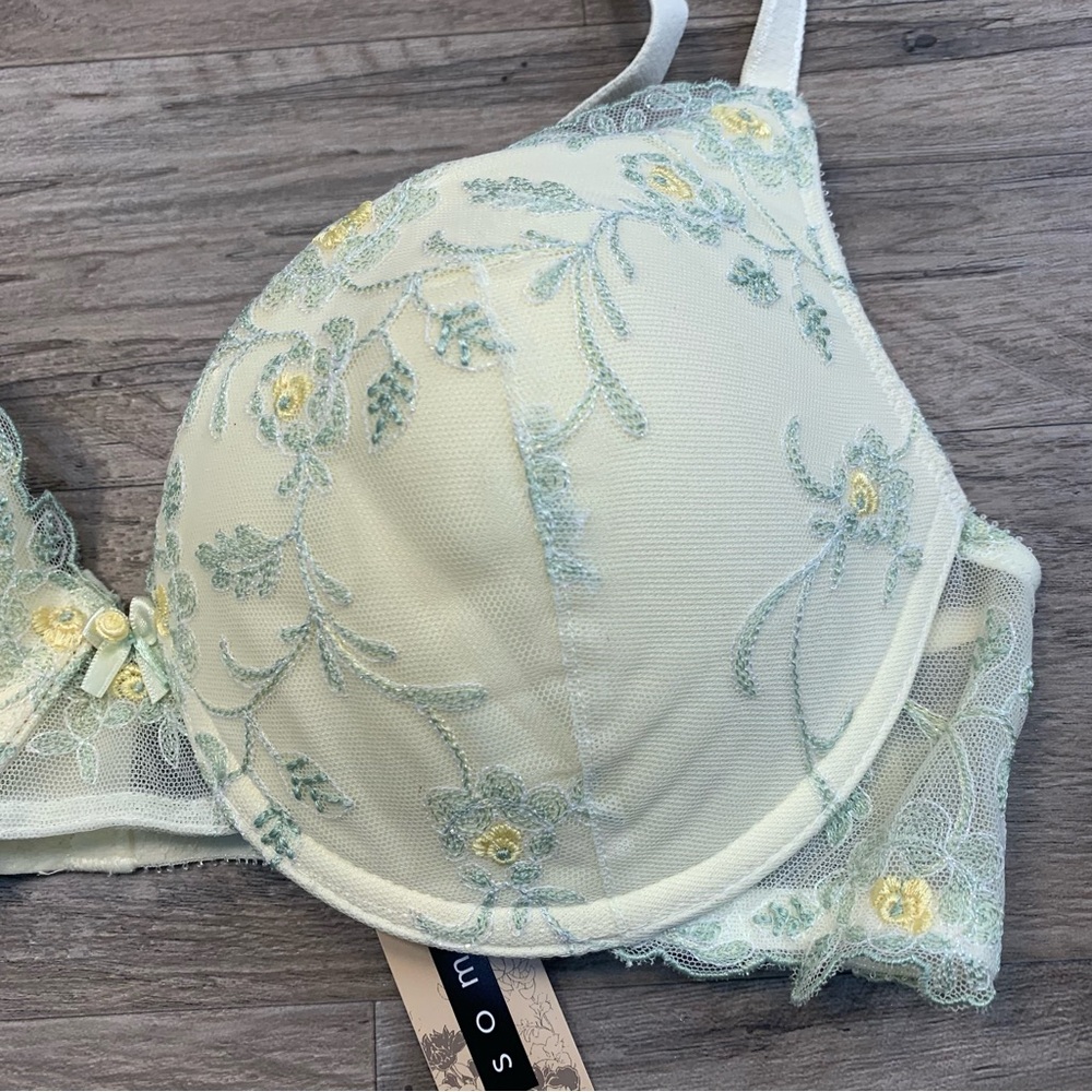 Soma Light Green Floral Lace Bra - Picture 2 of 12
